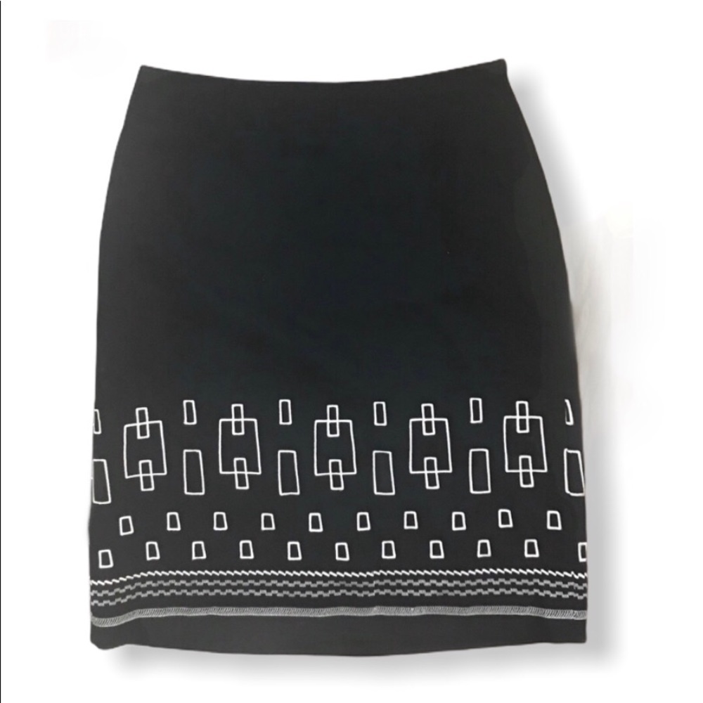 Loft straight-fit dressy skirt with embroidered geometric  design size 4